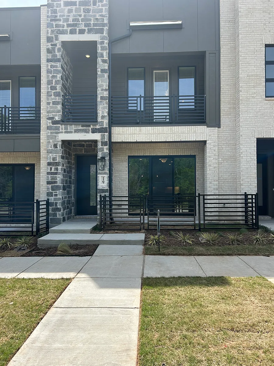 Building Photo - 1167 Doris May Dr