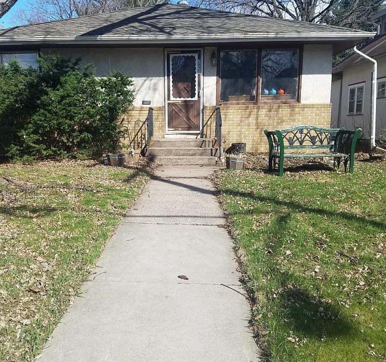 1st image of 2621 36th Ave S