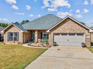 313 Tanglewood Cir, Alabaster, AL 35007