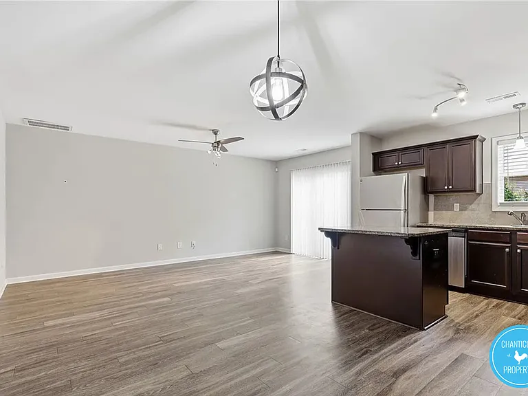 2663 Middle Branch Bnd — Photo 2