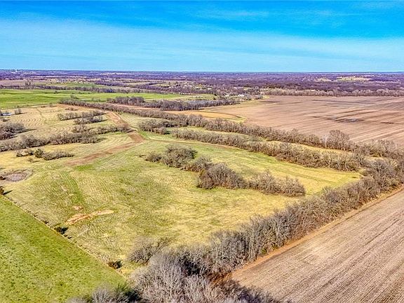 4th image of 17 Eagle Rdg