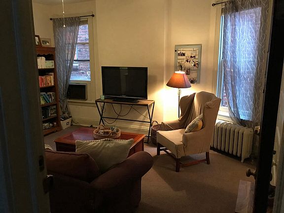 2nd image of 2417 Park Ave APT 2