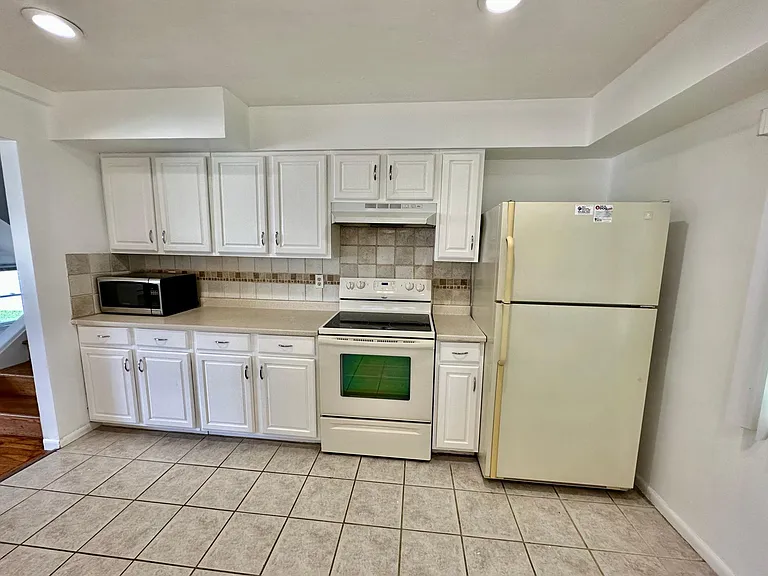 1942 Crooked Oak Dr — Photo 19