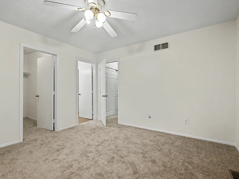 7711 Brams Hill Dr — Photo 13