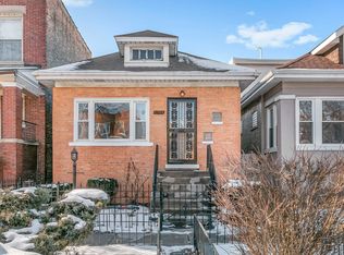 6954 S Prairie Ave, Chicago, IL 60637
