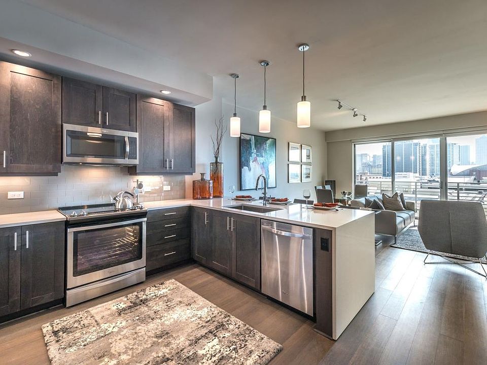 1st image of 3111 N Houston St APT 513