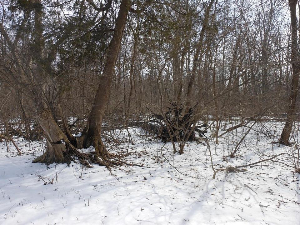 2nd image of 5769 Naomi Rd