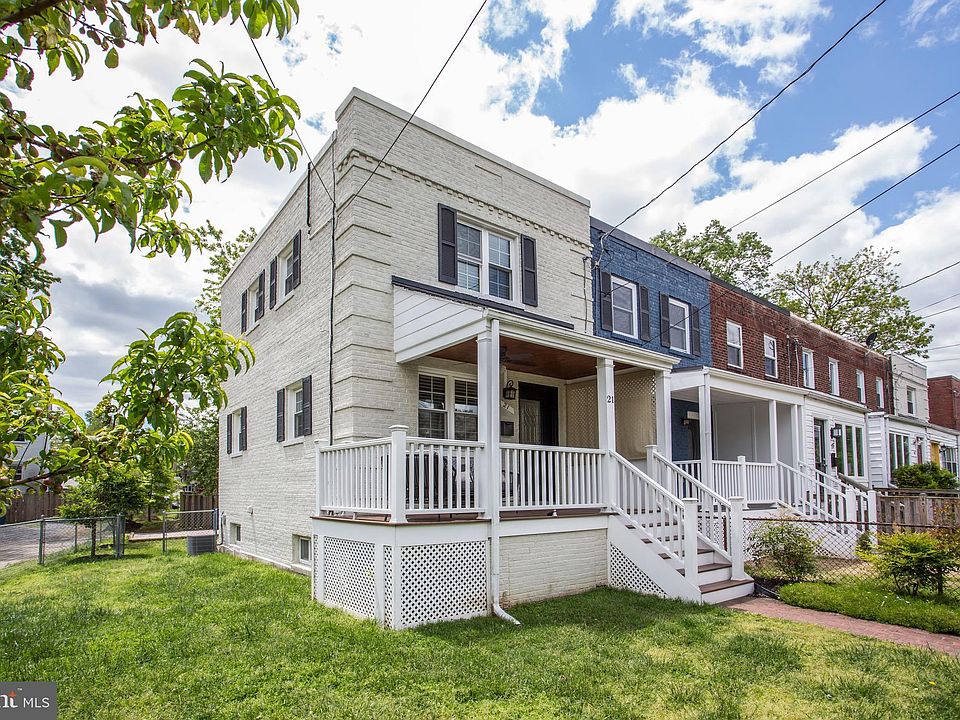 1st image of 21 Clifford Ave