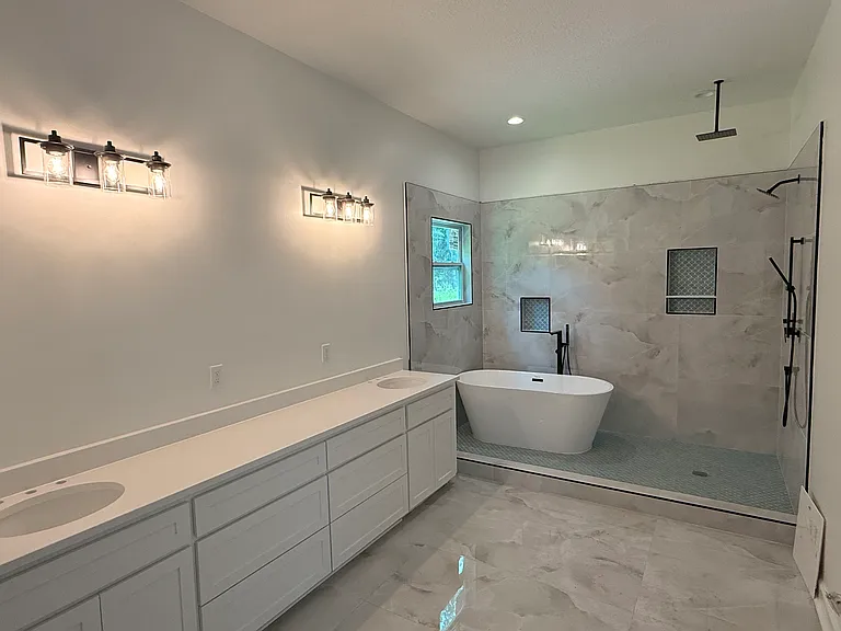 124 Sheryl Ct — Photo 11