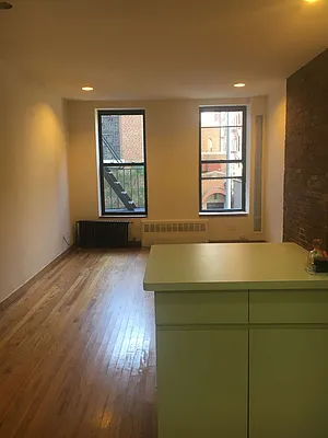 Rented by Landmark Resources | media 9