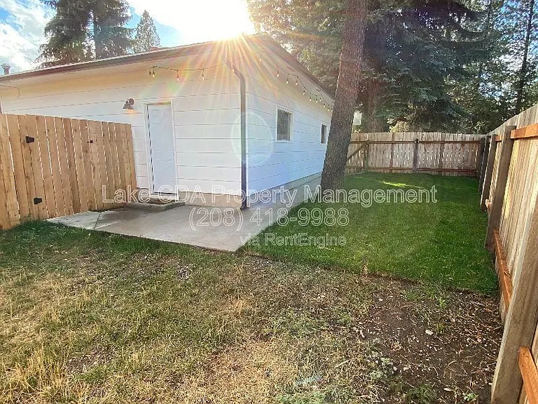 3870 N Honeysuckle Dr #B — Photo 24