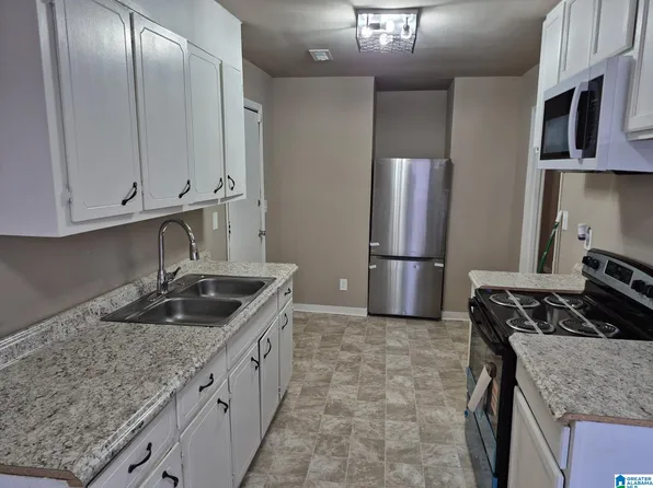 1111 1st Ave N, Bessemer, AL 35020