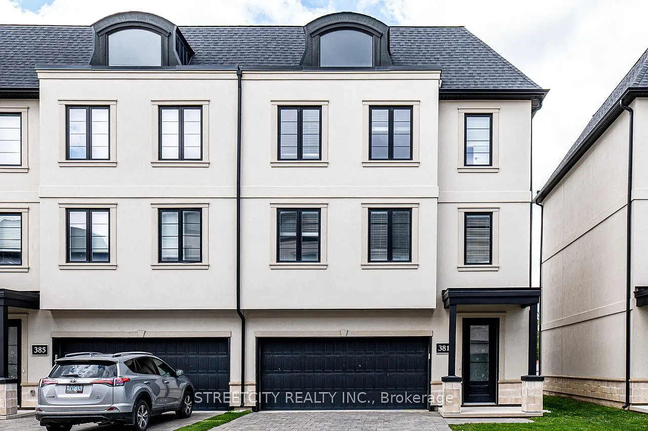 4 bed, $3,100 — Photo 1