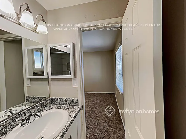 14214 N 37th Pl — Photo 13
