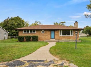 7145 Delaware St, Merrillville, IN 46410