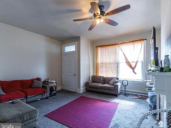 3rd image of 5225 Chester Ave