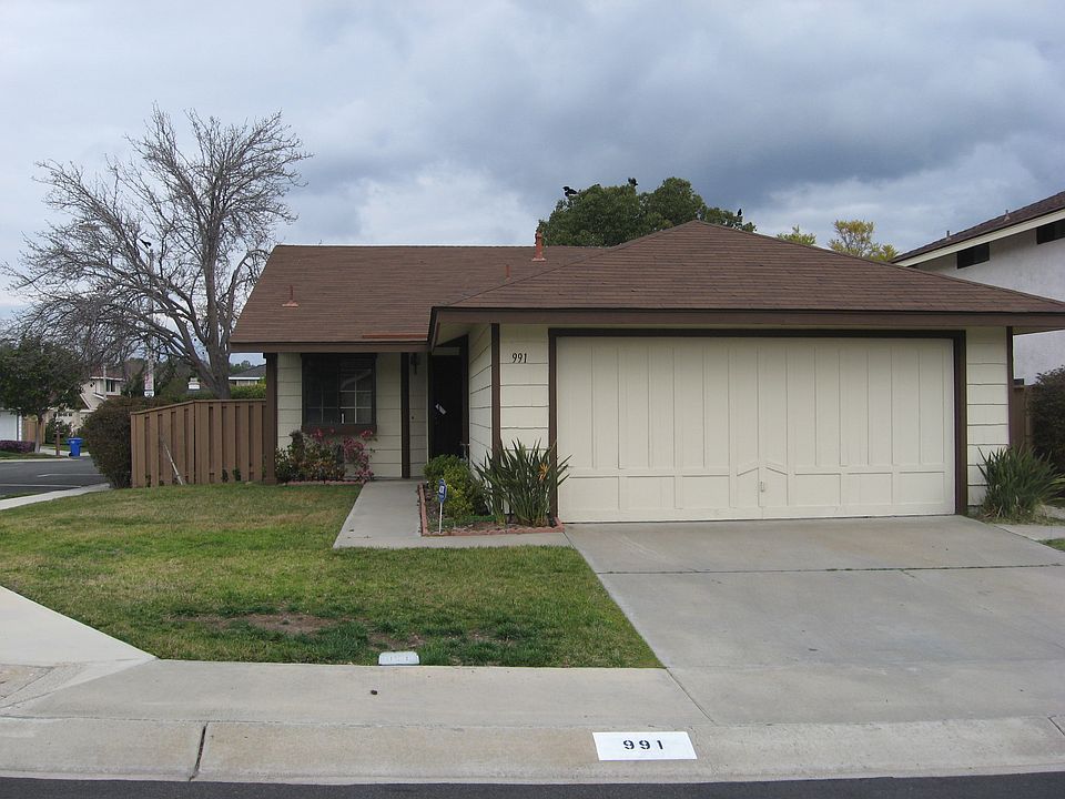 1st image of 991 Brighton Ct