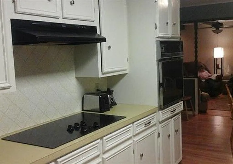 1212 Mockingbird St — Photo 4