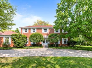 231 Summerfield Rd, Northbrook, IL 60062