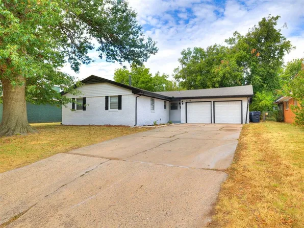 4705 N Libby Ave, Warr Acres, OK 73122