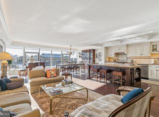 2401 Pennsylvania Ave APT 9B33, Philadelphia, PA