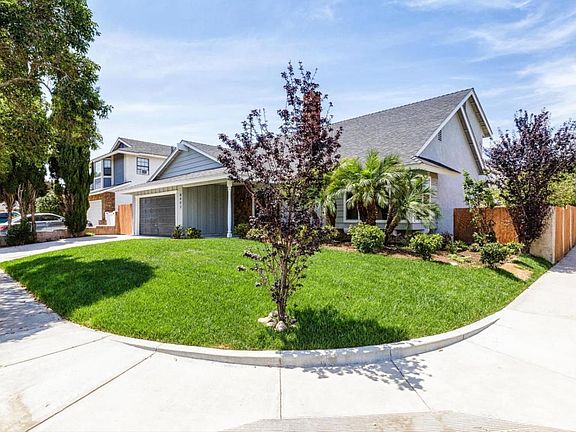 3rd image of 8493 Eureka St