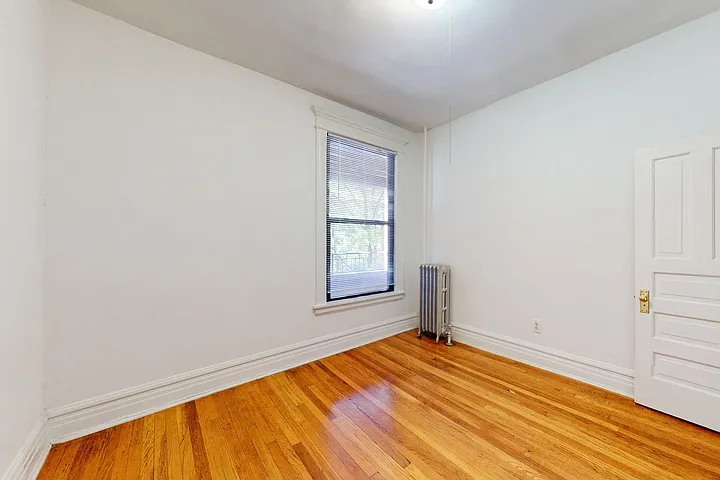 5405-5407 S. Woodlawn Avenue — Photo 28