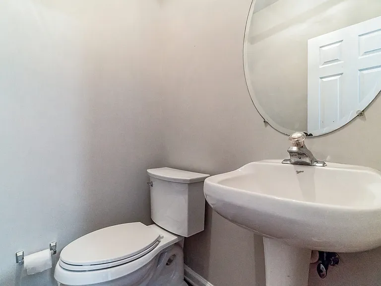 487 Fort Hill Cir — Photo 13
