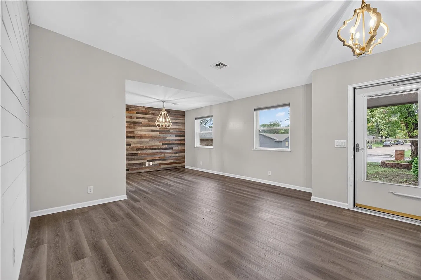 3 bed, 2.0 bath, 1578 sqft, $1,400 — Photo 4