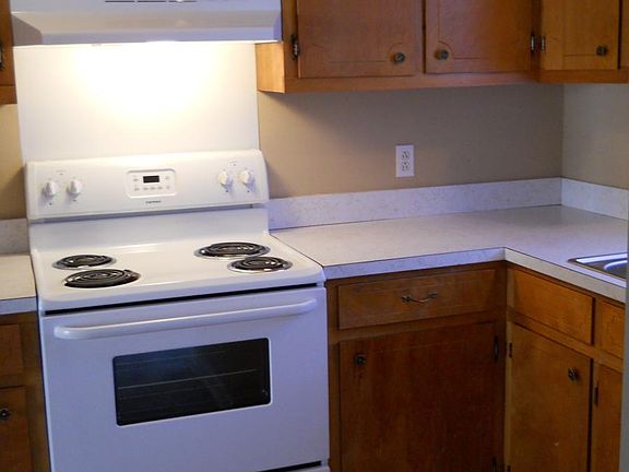 4th image of 2817 McLain St APT A