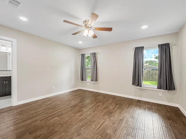 304 Dunn St — Photo 18