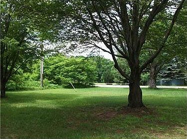 2nd image of 12923 W Lake Rd