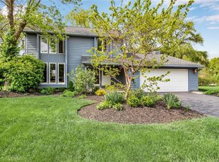 15 Bluebird Ln, Buffalo, NY 14228