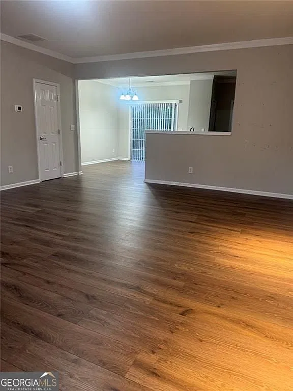 3 bed, 2.5 bath, 1460 sqft, $1,800 — Photo 3
