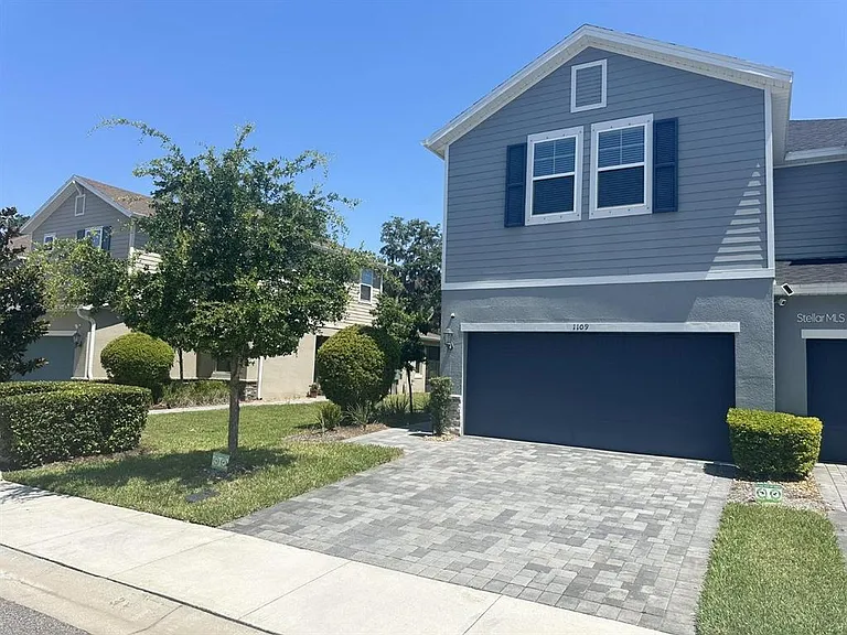 1109 Arbour Verde Ct — Photo 1