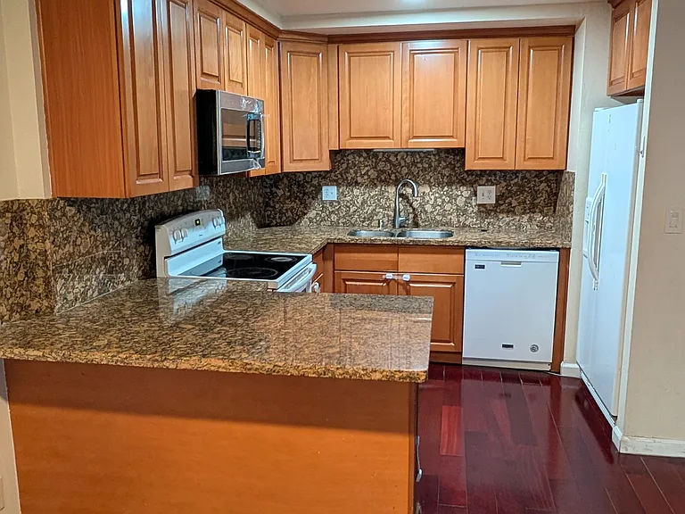 530 La Conner Dr #36 — Photo 15