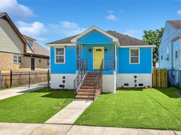 5429 Providence Pl, New Orleans, LA 70126
