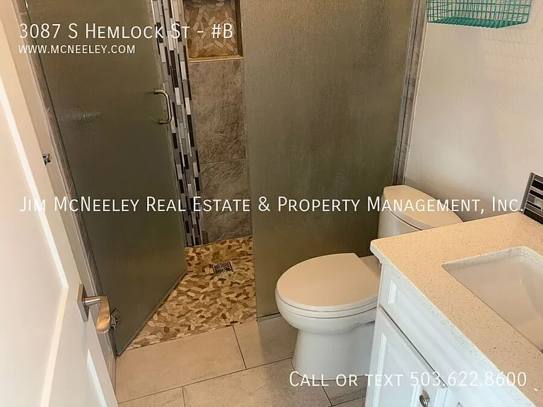3087 S Hemlock St #B — Photo 6