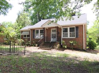 1122 Florence St, Greenwood, SC 29646