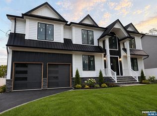 166 Victoria Ave, Paramus, NJ 07652