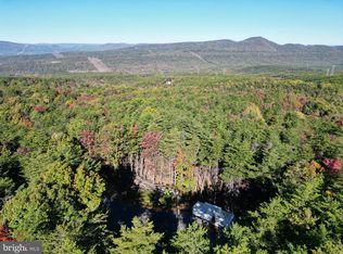 277 Black Oak Dr, Moorefield, WV 26836