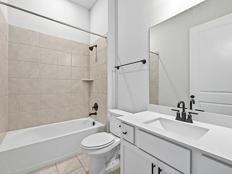 11808 Seaside Woods Dr — Photo 14