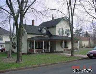 1st image of 1021 6th Ave E