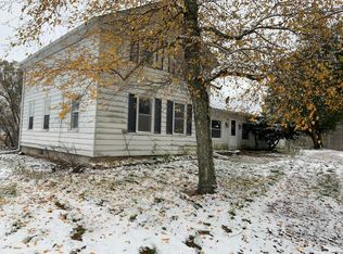 W907 Foundry Rd, New Holstein, WI 53061