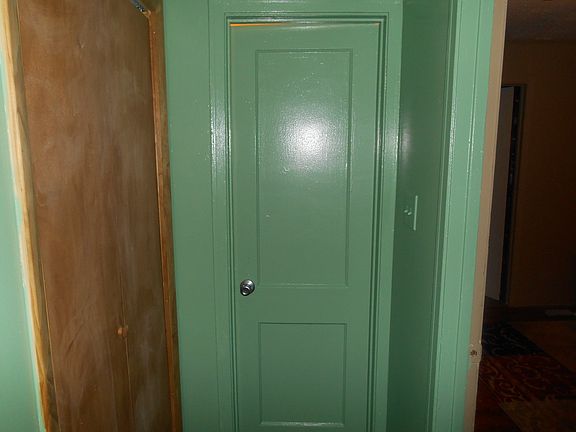 3rd image of 1207 Rosewood St
