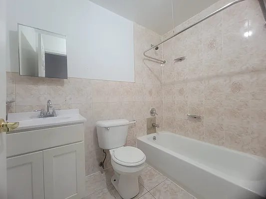 Rented by Yup Realty LLC | media 18