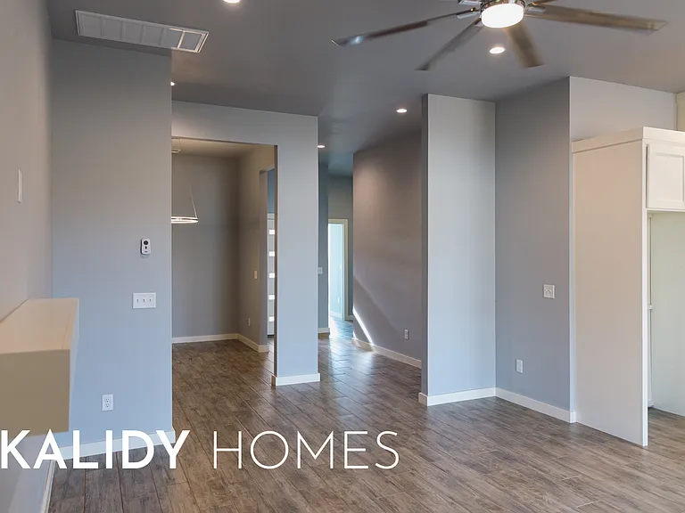 504 Remington Ave — Photo 11