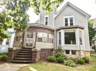 661 S Rosewood Ave, Kankakee, IL