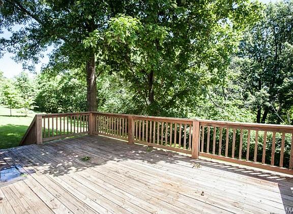 3rd image of 1860 Braumton Ct