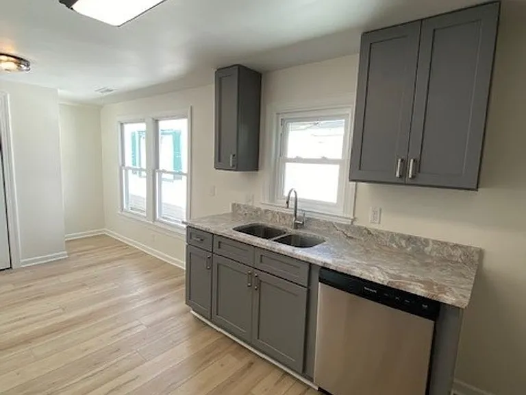 1011 S 7th St — Photo 18